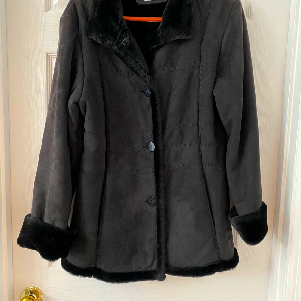 Cost faux fur lined